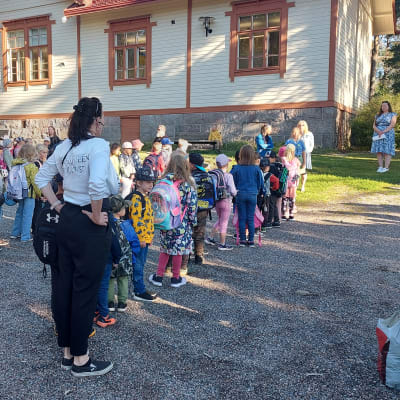 Koulun aloitus Herajoen koululla