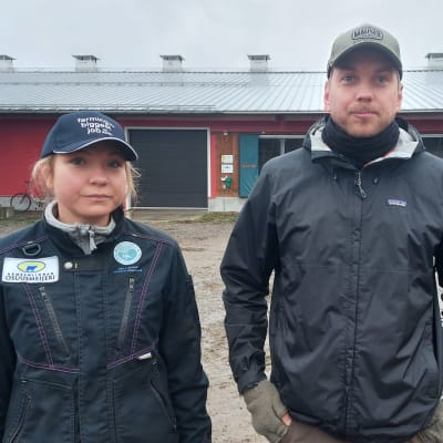 Loukasten tilan maatalousyrittäjät Anna ja Antti Koljonen 