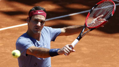 Roger Federer tränar i Madrid.