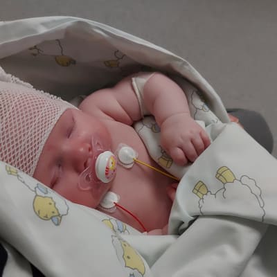 Teija Kauton pikkuvauva joutui noron takia sairaalahoitoon.