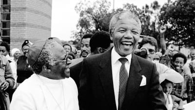 Desmond Tutu och Nelson Mandela.