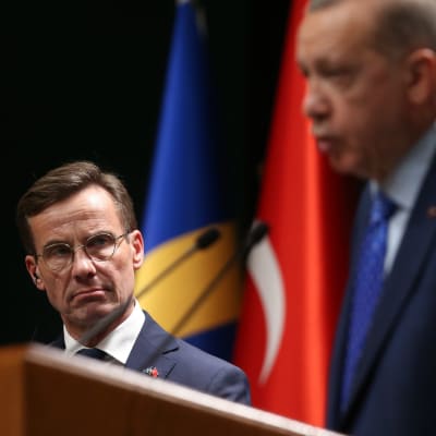 Ruotsin pääministeri ja Turkin presidentti. 