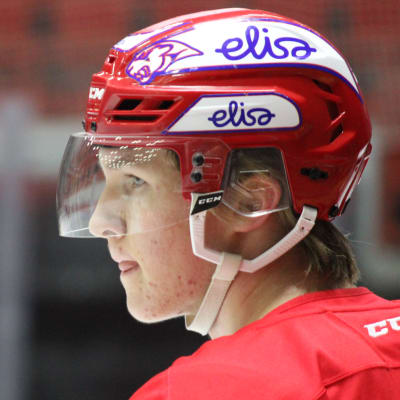 HIFK:s centerforward Anton Lundell