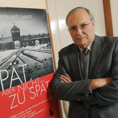 Efraim Zuroff leder Simon Wiesenthal-centrets kontor i Jerusalem. Han fotograferades i München den 25 november 2013.