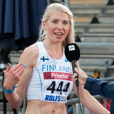 Sara Kuivisto intervjuas efter Sverigekampen 2017.