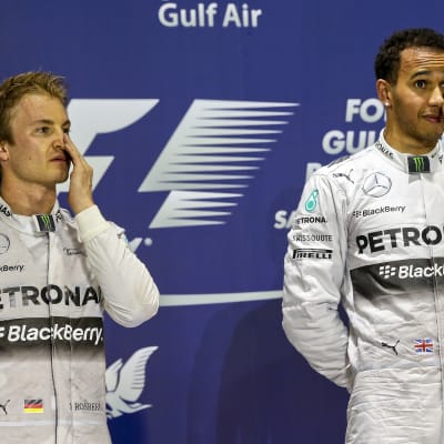 Prisceremoni vid F1-loppet i Bahrain 2014