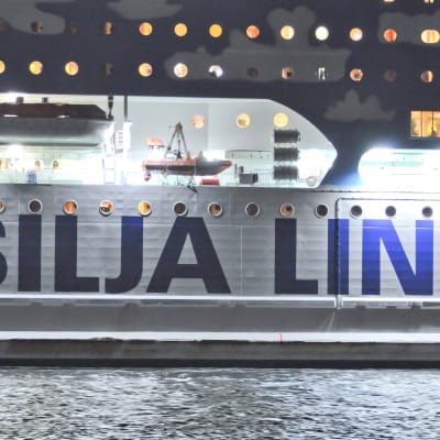 Silja Line-färja i hamn