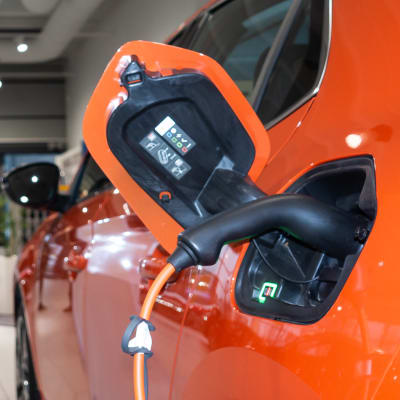 Länsiauto Drive Herttoniemi autoliike.