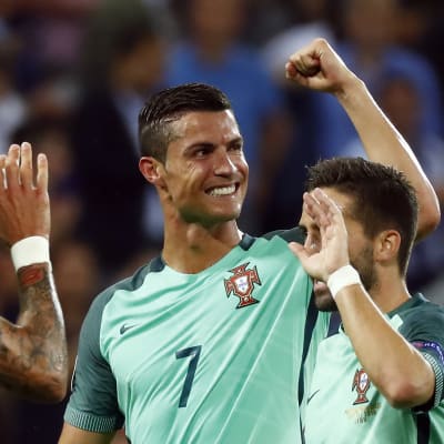 Ronaldo juhlii