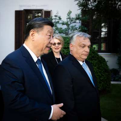Xi Jinping samtalar med Orban. 
