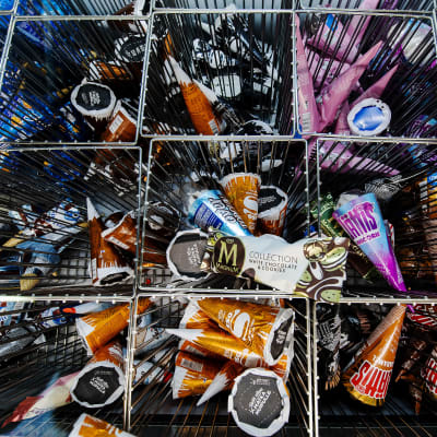 Kuvassa on jäätelöallas Triplan Prismassa heinäkuussa 2020.