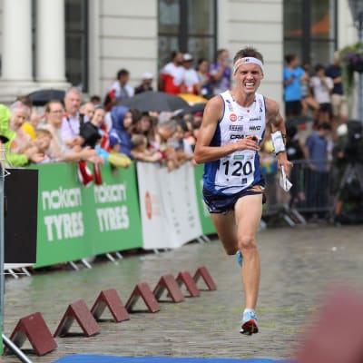 Aleksi Niemi i sprinten i VM-2018 i Lettland.
