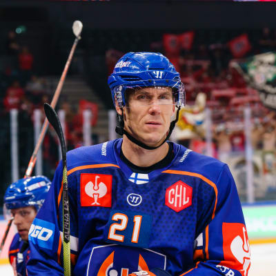Tapparan Jori Lehterä on yksi jääkiekkoliigan nimekkäimmistä paluumuuttajista. 