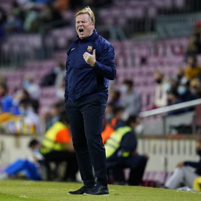 FC Barcelonan päävalmentaja Ronald Koeman
