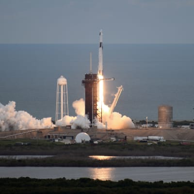 SpaceX-raketen sköts upp från Kennedy Space Center i Florida. 