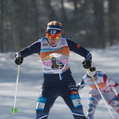 Salla Koskela i farten under skidorienterings-VM i Krasnojarsk 2017.