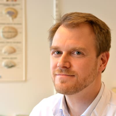 En man som heter Markus Wikstén.