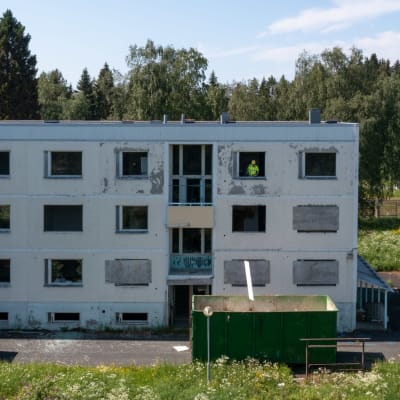 Purkutalo Kemin Takajärvellä.