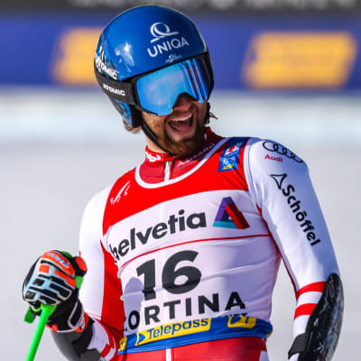 Marco Schwarz går för guld i herrarnas slalomtävling.