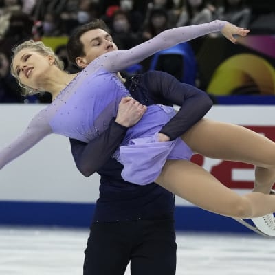 Juulia Turkkila och Matthias Versluis i VM.