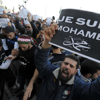 Charlie Hebdo-kravaller i Algeriet.