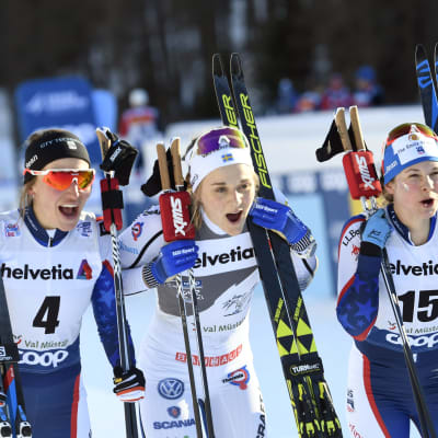 Stina Nilsson åker sprint.