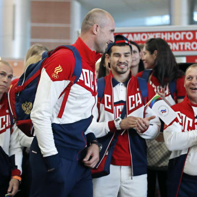 Volleybollsspelaren Sergej Tetjukhin är Rysslands fanbärare i OS i Rio.