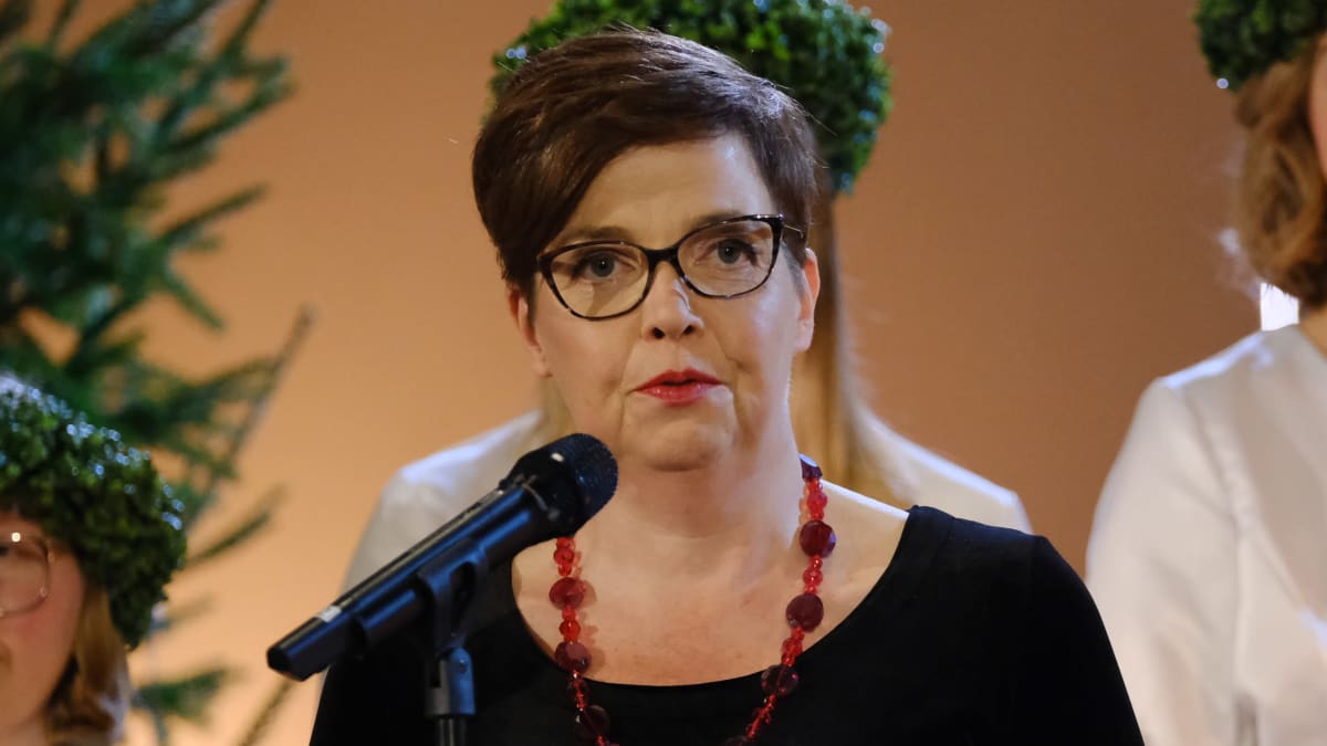 ingen-tidtabell-f-r-utredning-om-folkh-lsans-estniska-investering