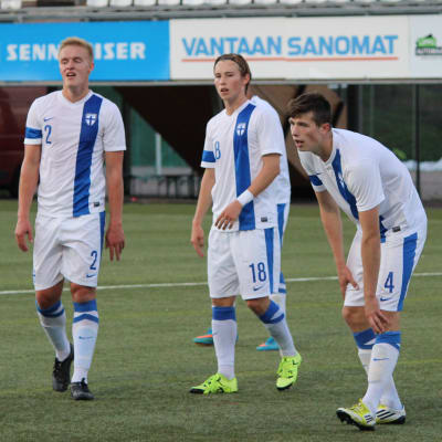 Finlands U21-landslag i fotboll mot Färöarna hösten 2015.
