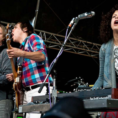 Arcade Fire esiintymässä Senaatintorilla
