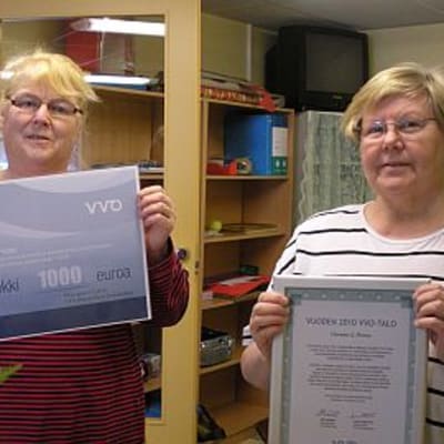 Aulikki Nummela ja Liisa Huikka.