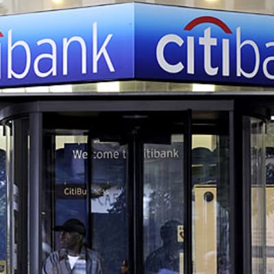Citibankin konttorin sisäänkäynti New Yorkissa