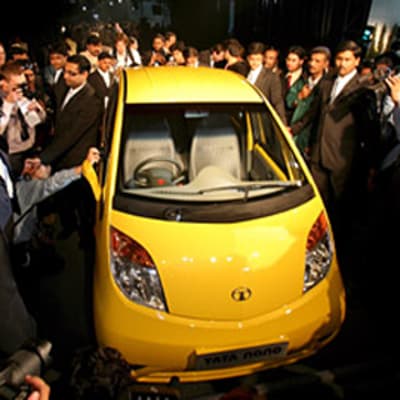 Tata Nano -auton julkistamistilaisuus