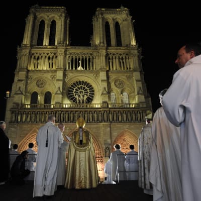 Notre-Dame de Paris fyller 850 år.