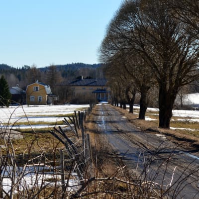 Inkilänhovi sijaitsee reilun 20 kilometrin päässä Mikkelistä.