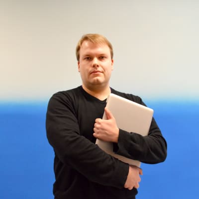 Tommy Eklund är apputvecklare.