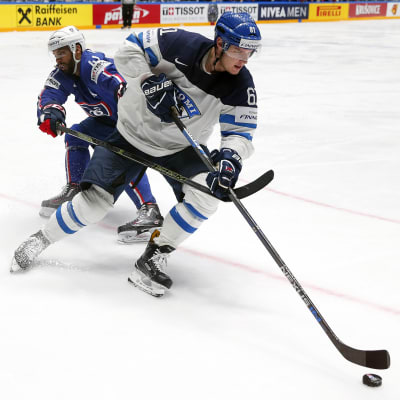 Aleksander Barkov.