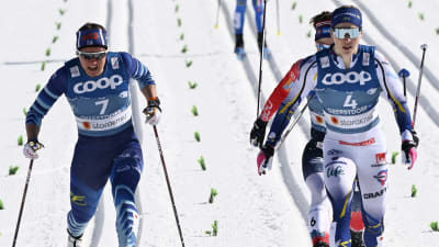 Katri Lylynperä och Jonna Sundling spurtar i VM.