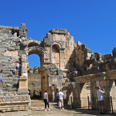 Ruiner av den antika grekiska staden Myra i den turkiska staden Demre.