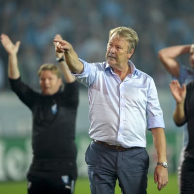 Åge Hareide leder ut Malmö på hemmaplan i Champions League.
