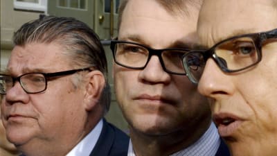 Timo Soini, Juha Sipilä och Alexander Stubb på Villa Bjälbo.
