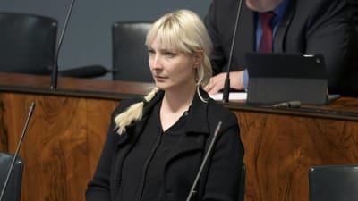 laura huhtasaari