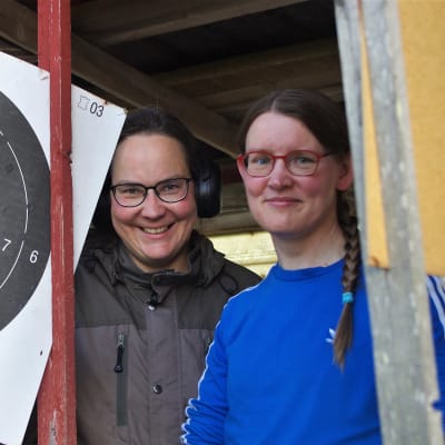 MInna Peltonen ja Miia Riddenstad