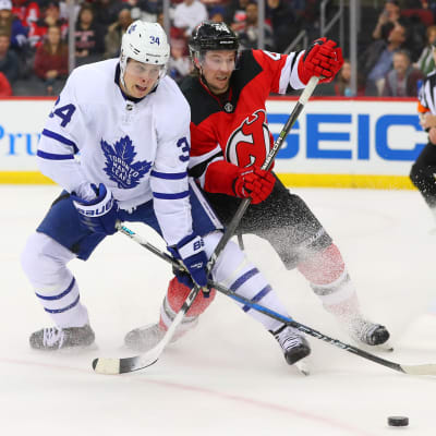 Devils och Sami Vatanen slog Toronto och Auston Matthews i en ishockeymatch.