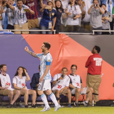 Lionel Messi firar mål