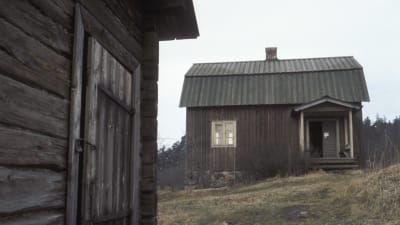 I den här stugan i Nurmijärvi föddes Aleksis Kivi år 1834.