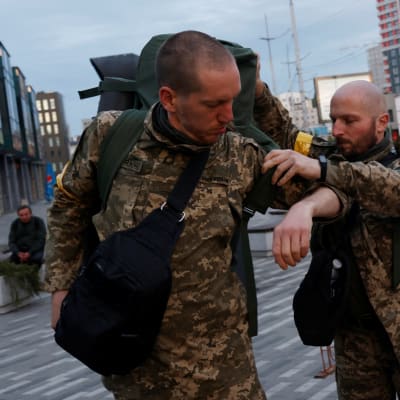 Ukrainan sateenkaarisotilaat ottivat symbolikseen yksisarvisen