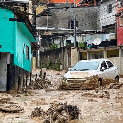 Tulvat ovat aiheuttaneet mutavyöryn Brasilian São Sebastiãossa 19. helmikuuta 2023.