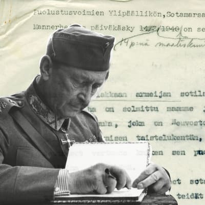 Mannerheim 1941 (SA-bild) och ett fotografi av den maskinskrivna texten Mannerheims dagorder (Yle) Bildcollage
