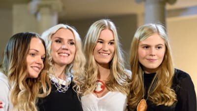 Vanessa Eriksson lucia 2014, Jannike Sandström vice ordförande på folkhälsan, Sonja Lehto lucia 2015 samt Ingrid Holm lucia 2016. 